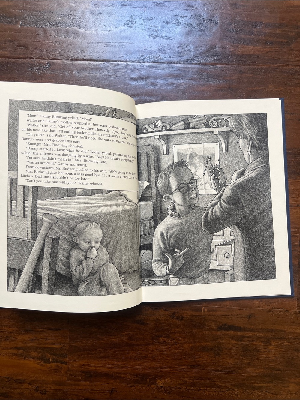 5/$10 Kids Book | Zathura by Chris Van Allsburg - Picture 12 of 15